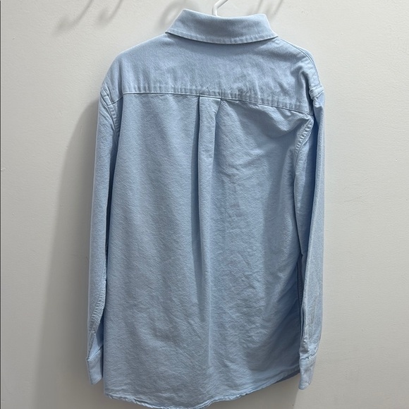 Vineyard Vines Boy’s Light Blue Oxford Shirt. - Picture 3 of 3